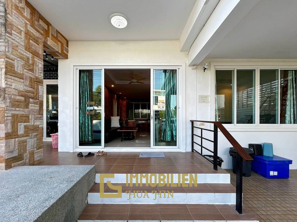 Taradol : 3 Bedrooms Pool Villa On Soi 6