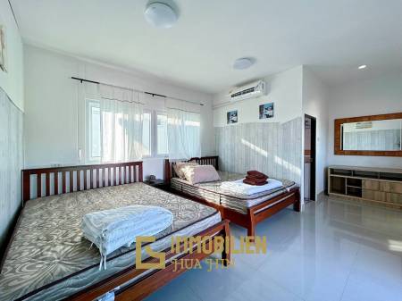 Taradol : 3 Bedrooms Pool Villa On Soi 6