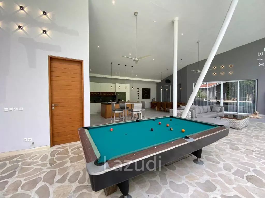 Large Riverside Villa in Sought After Umalas Bali