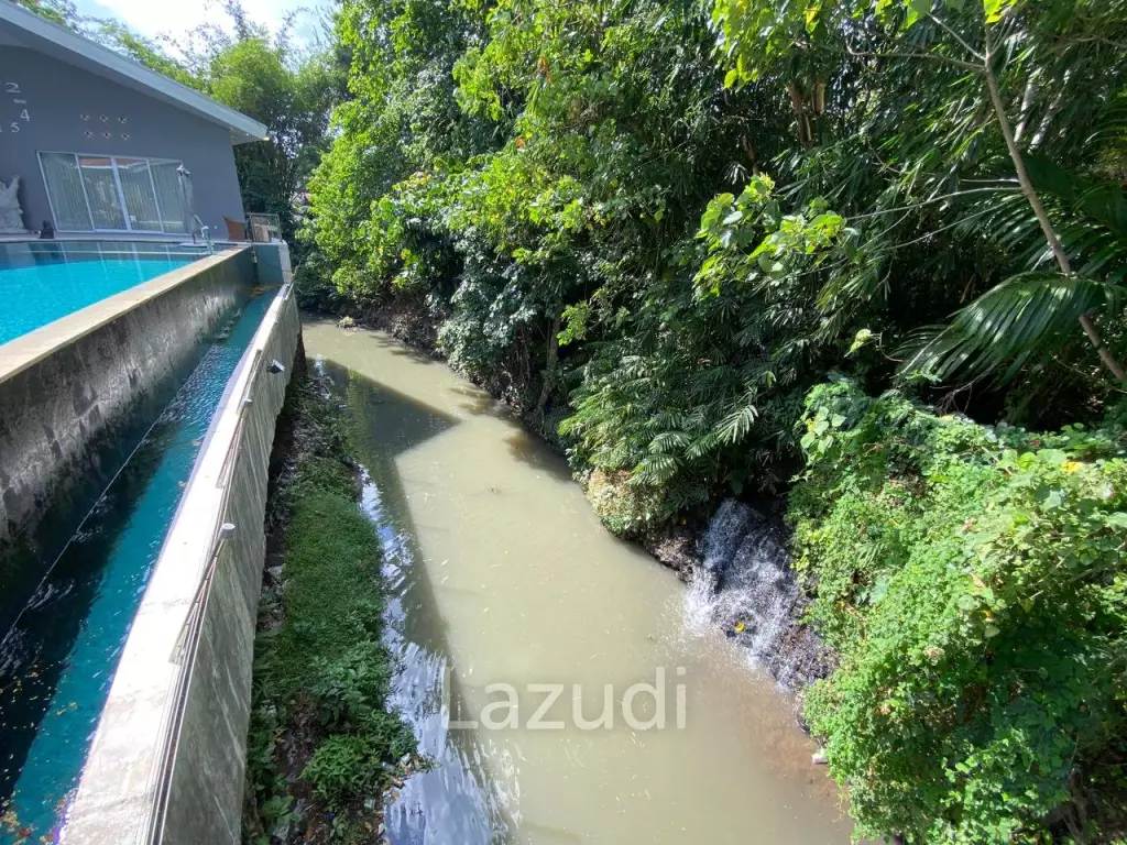 Large Riverside Villa in Sought After Umalas Bali