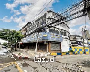 Prime Commercial Land for Sale on Prachachuen Road, Bangkok