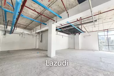 180 SQ.M Retail Spaces In Vanilla Moon Sathorn