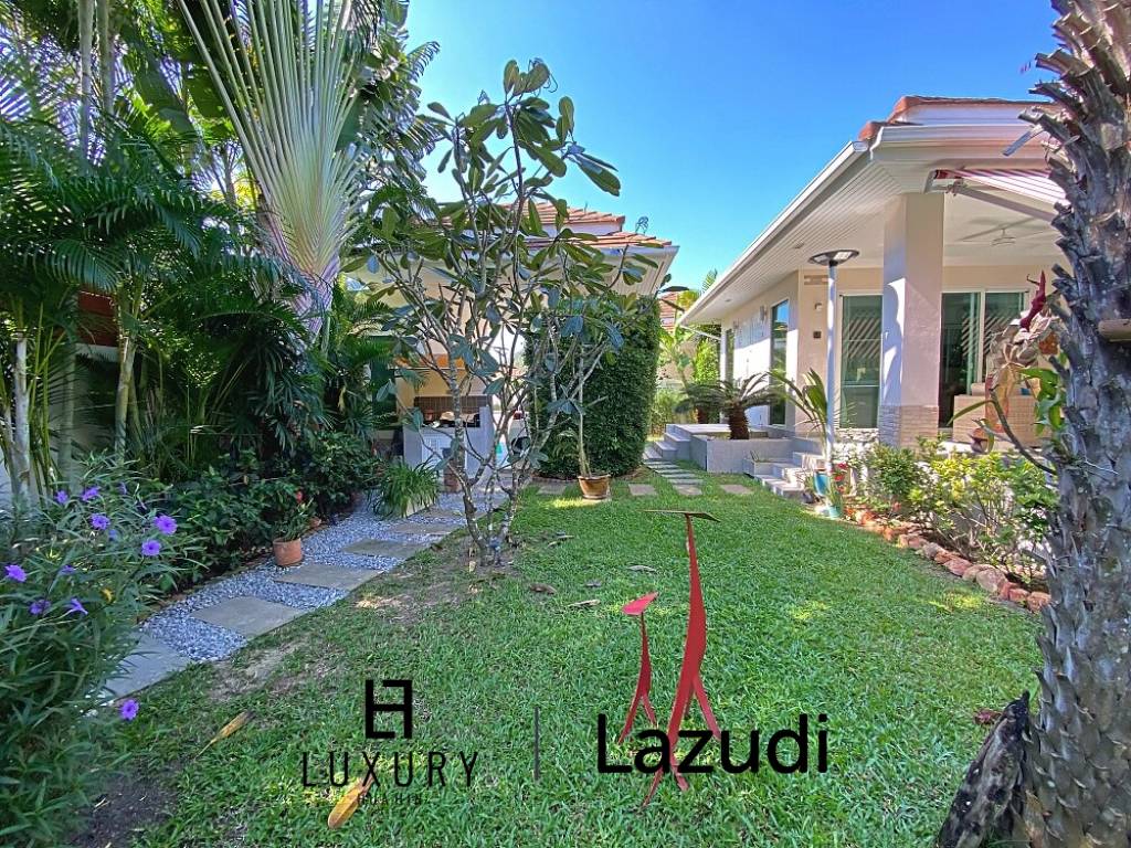 Modern 3 Bed 2 Bath Private Pool Villa For Sale in Woodlands Residence