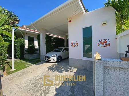 Woodlands Residence: Moderne Pool Villa mit 3 Schlafzimmern und 2 Bädern