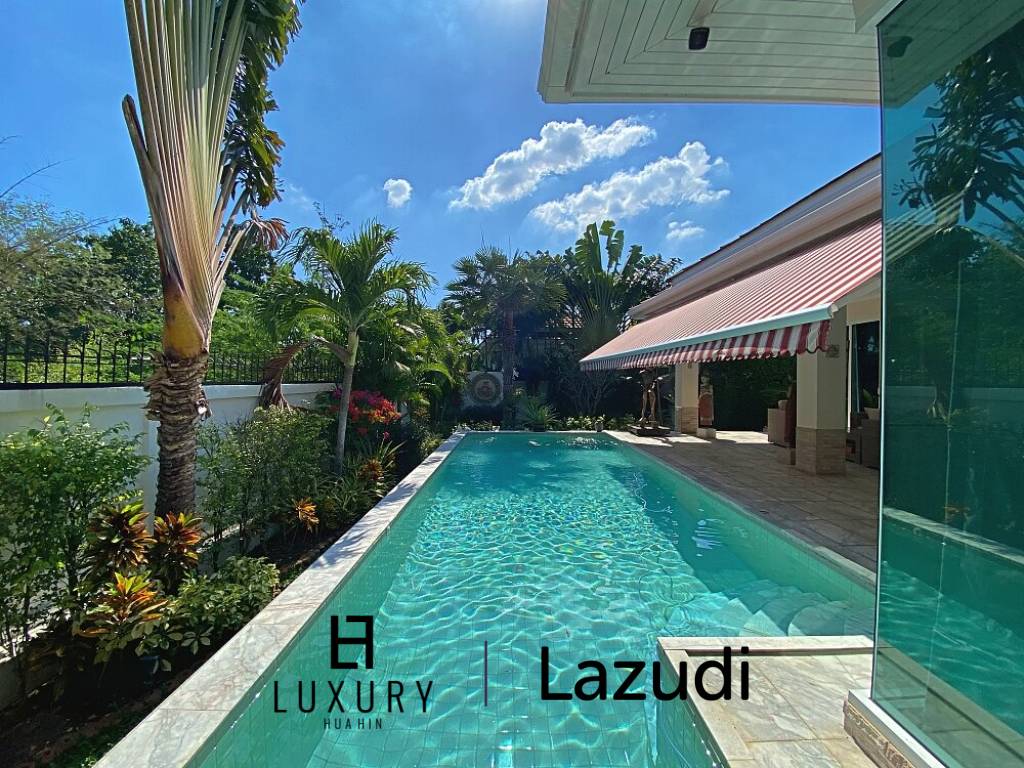 Modern 3 Bed 2 Bath Private Pool Villa For Sale in Woodlands Residence