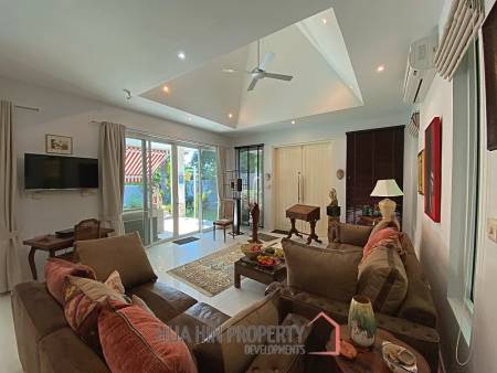 Modern 3 Bed 2 Bath Private Pool Villa For Sale in Woodlands Residence