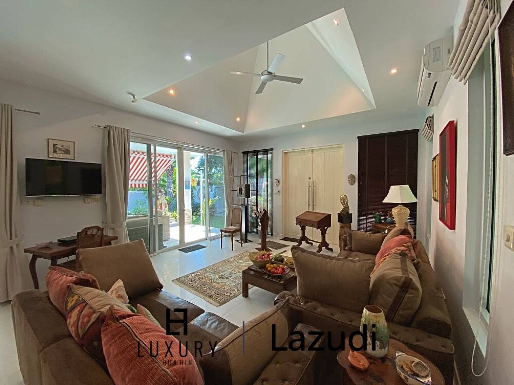 Modern 3 Bed 2 Bath Private Pool Villa For Sale in Woodlands Residence