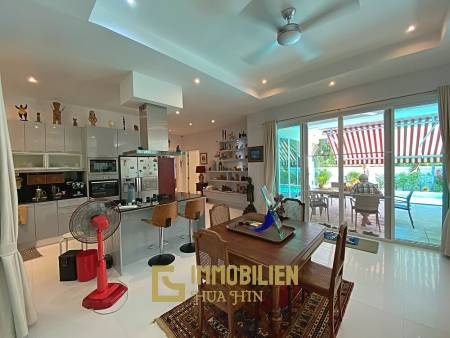 Modern 3 Bed 2 Bath Private Pool Villa For Sale in Woodlands Residence