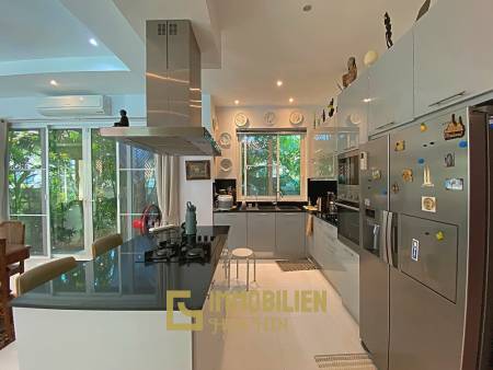 Modern 3 Bed 2 Bath Private Pool Villa For Sale in Woodlands Residence