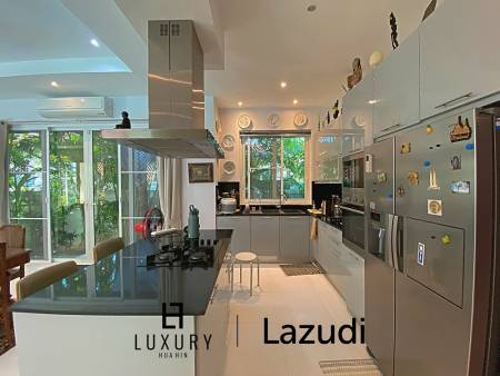 Modern 3 Bed 2 Bath Private Pool Villa For Sale in Woodlands Residence