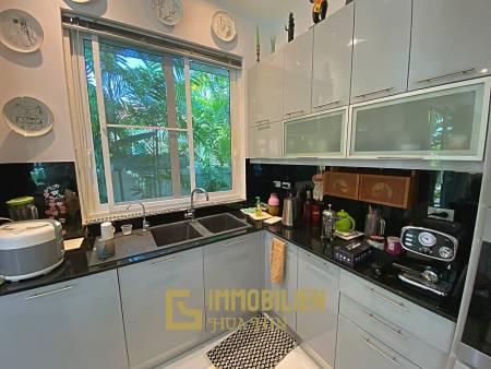 Modern 3 Bed 2 Bath Private Pool Villa For Sale in Woodlands Residence