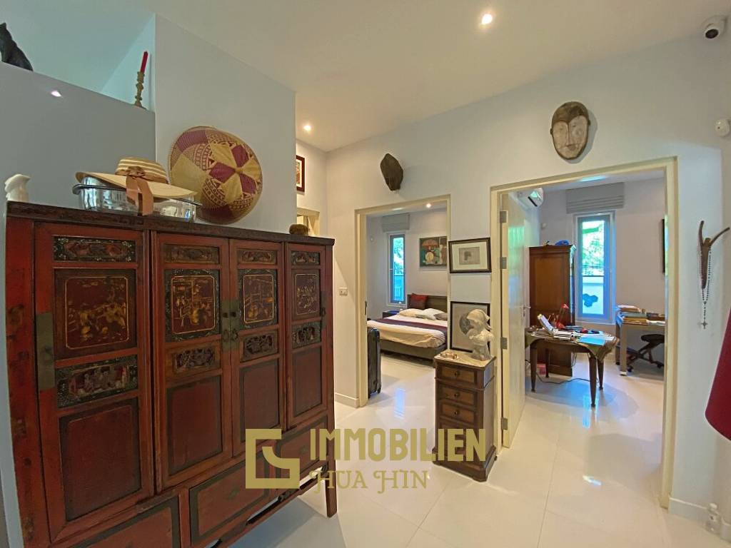 Modern 3 Bed 2 Bath Private Pool Villa For Sale in Woodlands Residence