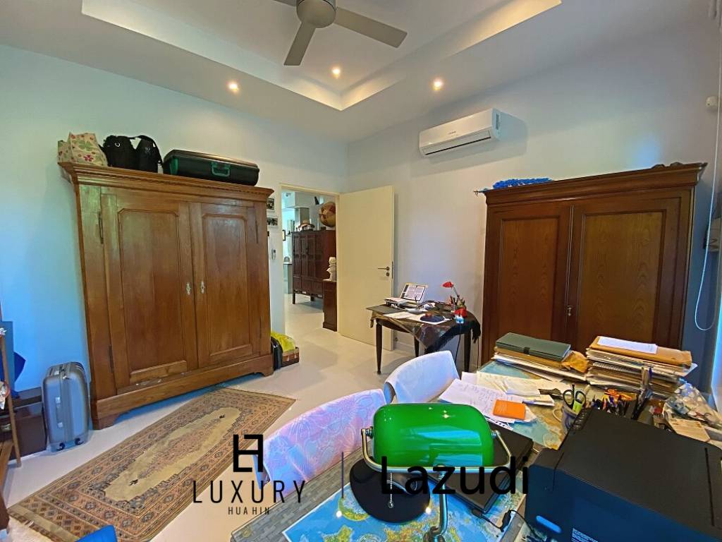 Modern 3 Bed 2 Bath Private Pool Villa For Sale in Woodlands Residence