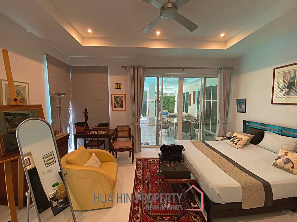 Modern 3 Bed 2 Bath Private Pool Villa For Sale in Woodlands Residence