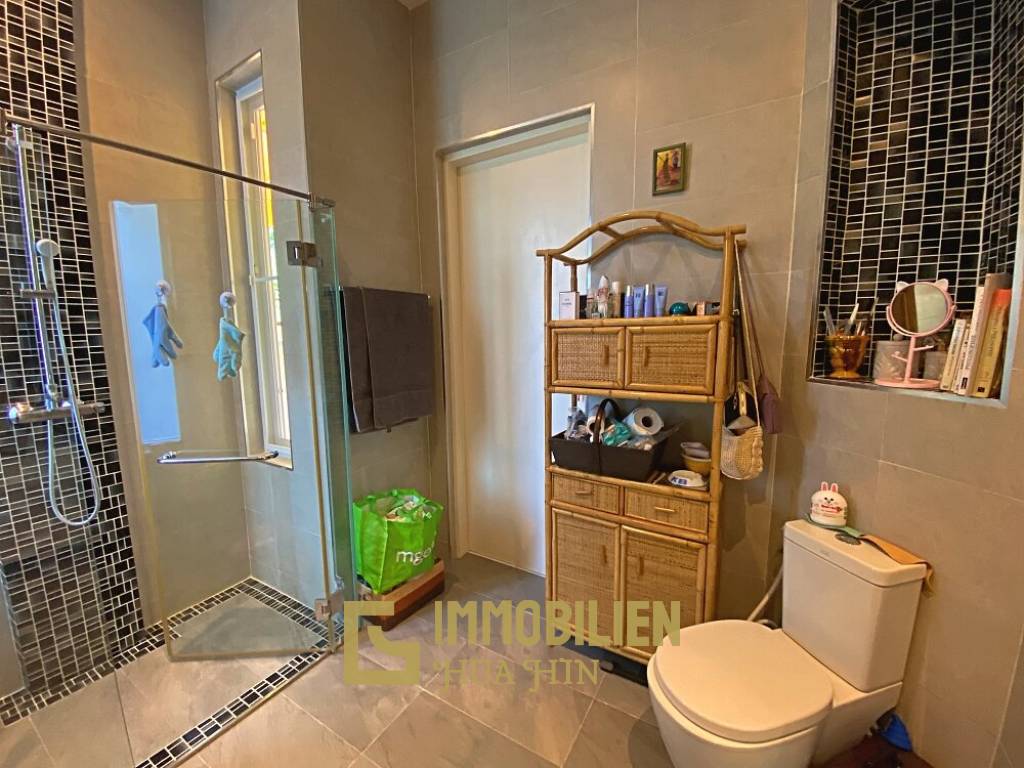 Modern 3 Bed 2 Bath Private Pool Villa For Sale in Woodlands Residence