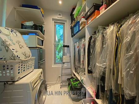 Modern 3 Bed 2 Bath Private Pool Villa For Sale in Woodlands Residence