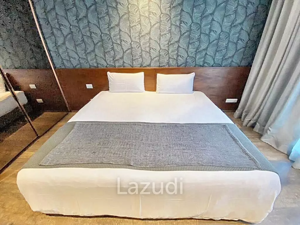 3 Bed  3 Bath  178 SQ.M  Noble Ploenchit