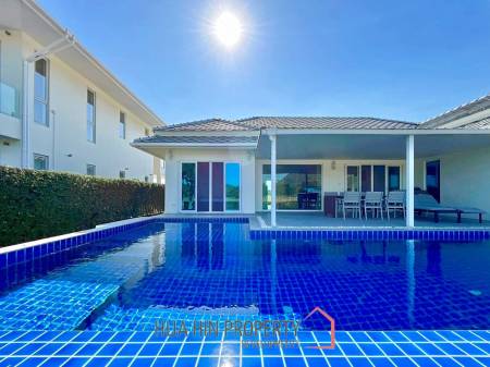 Black Mountain : 3 Bed 3 Bath Pool Villa