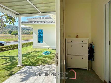 Black Mountain : 3 Bed 3 Bath Pool Villa