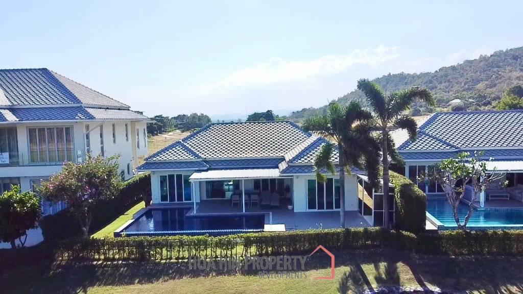 Black Mountain : 3 Bed 3 Bath Pool Villa