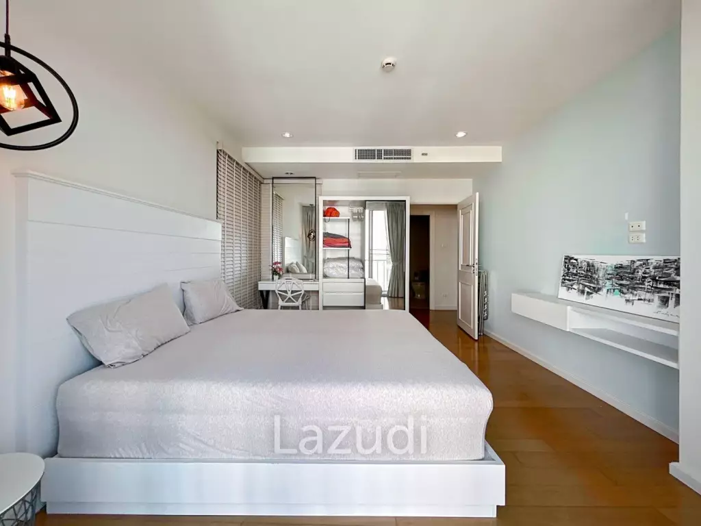 Malibu : 2 Bedroom Beachfront Condo