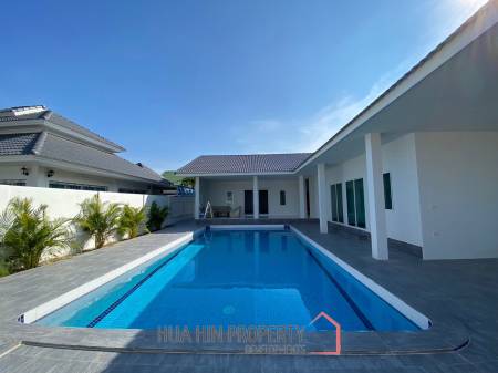 Soi 102: Pool villa with 4 bedrooms