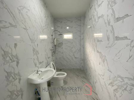 Soi 102: Pool villa with 4 bedrooms