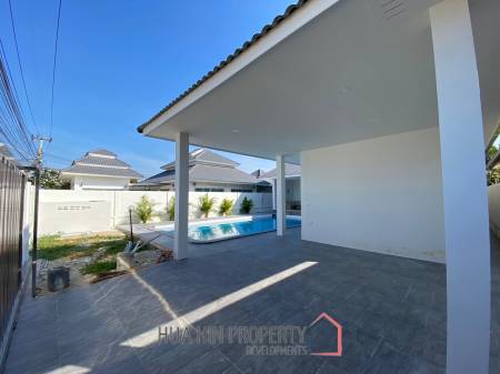 Soi 102: Pool villa with 4 bedrooms