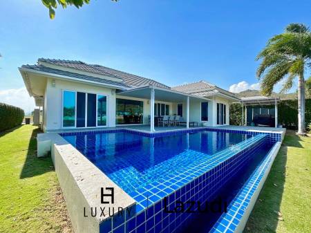 Black Mountain : 3 Bed 3 Bath Pool Villa