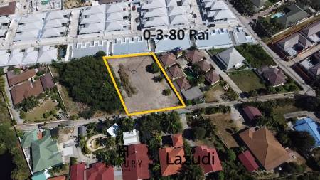 1,520 metro cuadrado Terreno de Venta