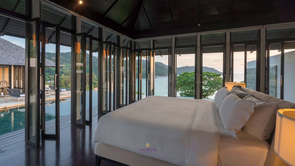 4 bedroom luxury villa boasting panoramic sea views at Kata Noi