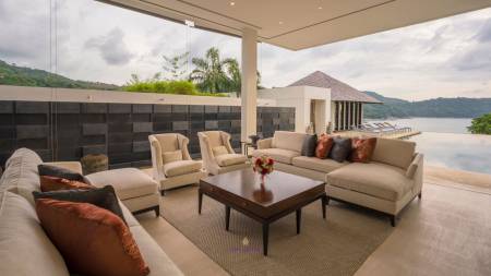 4 bedroom luxury villa boasting panoramic sea views at Kata Noi