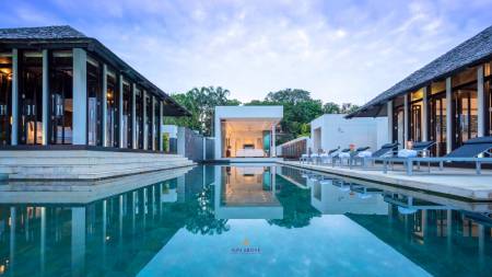 4 bedroom luxury villa boasting panoramic sea views at Kata Noi