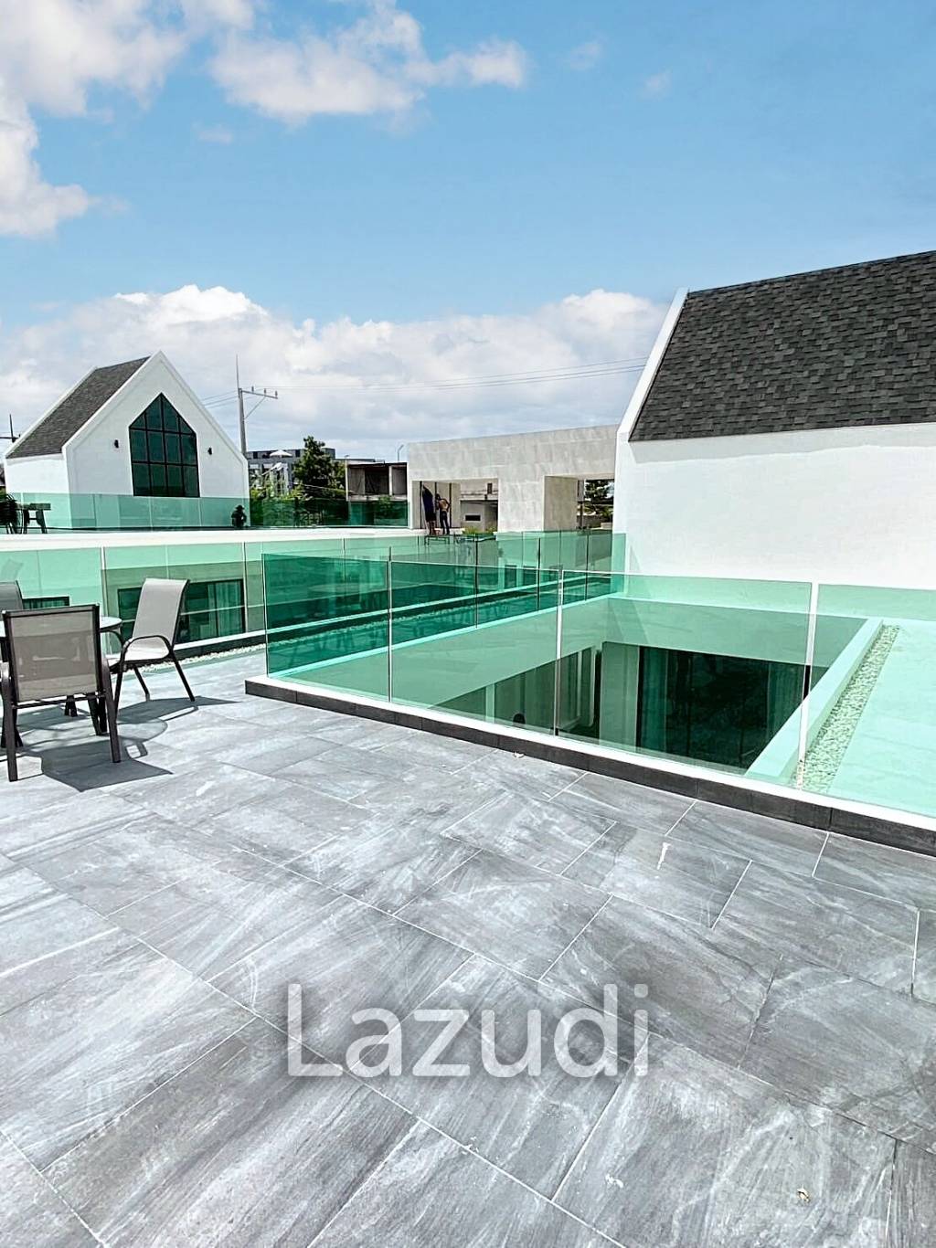 3 Bed 4 Bath 336.51 SQ.M. Larelana Villa