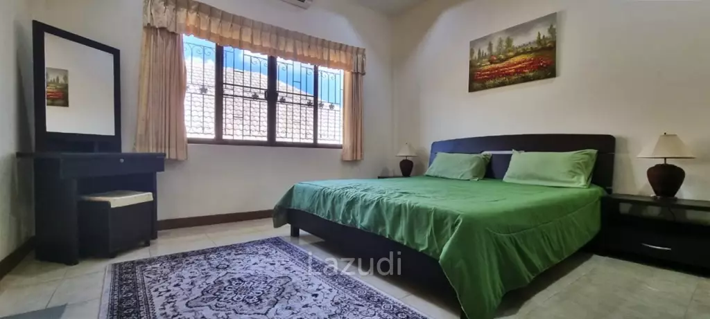 2 Beds 3 Baths 180 SQ.M. Royal Green Park