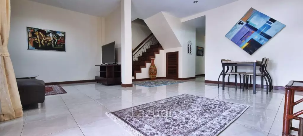 2 Beds 3 Baths 180 SQ.M. Royal Green Park