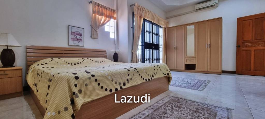 2 Beds 3 Baths 180 SQ.M. Royal Green Park