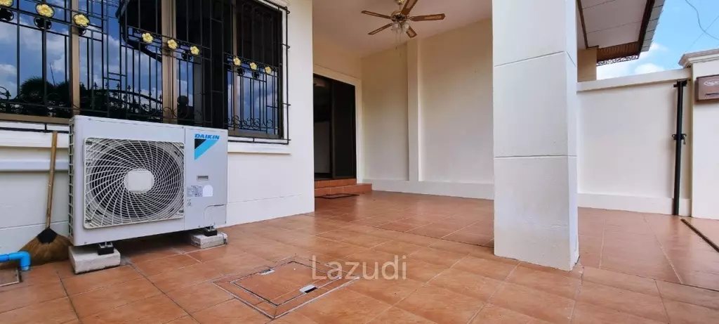 2 Beds 3 Baths 180 SQ.M. Royal Green Park