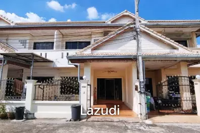 2 Beds 3 Baths 180 SQ.M. Royal Green Park