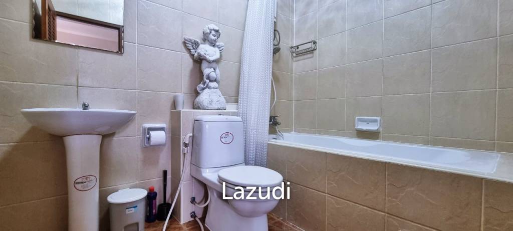 2 Beds 3 Baths 180 SQ.M. Royal Green Park