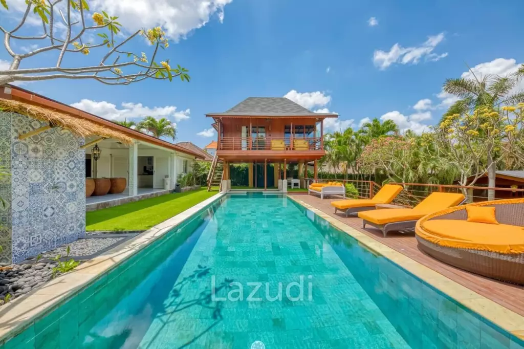 6 Bed Villa with Large Garden and Pool - Padonan