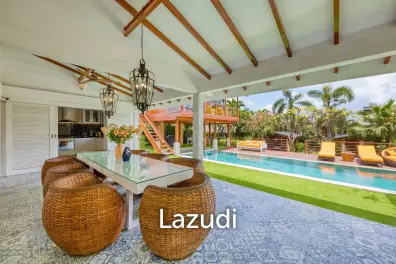 6 Bed Villa with Large Garden and Pool - Padonan