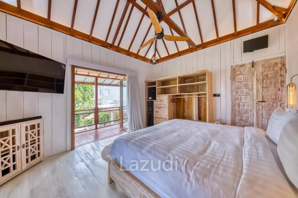 6 Bed Villa with Large Garden and Pool - Padonan