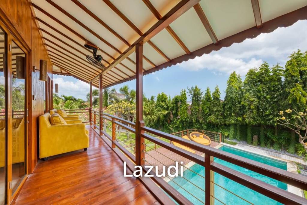 6 Bed Villa with Large Garden and Pool - Padonan