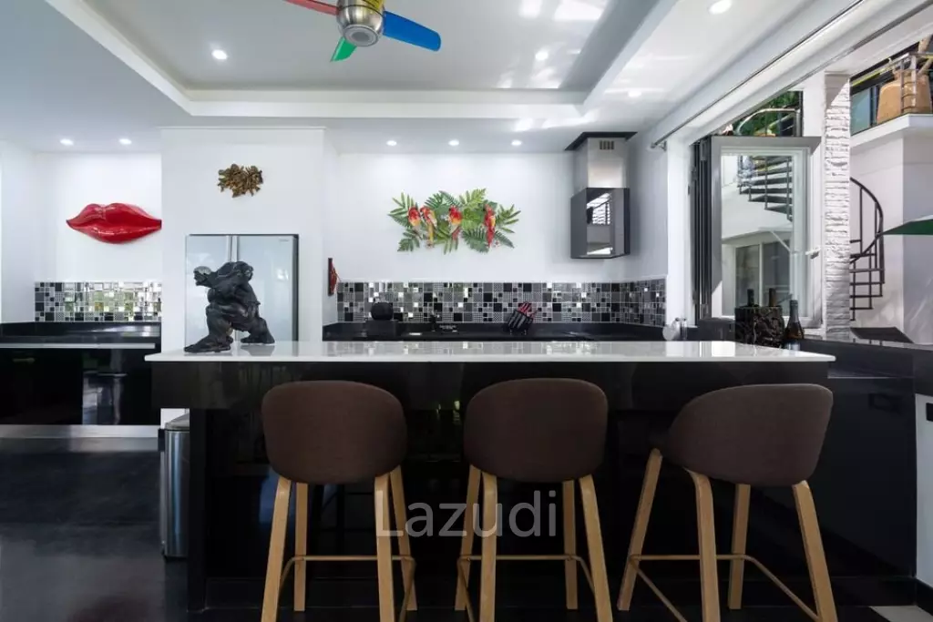 7 Bedroom Villa For Rent And Sale In Saiyuan Rawai