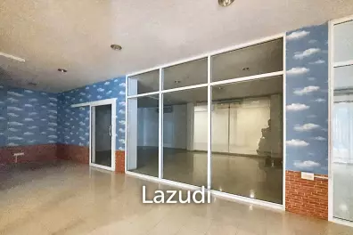 Retail For rent Victoria Gardens PhetKasem