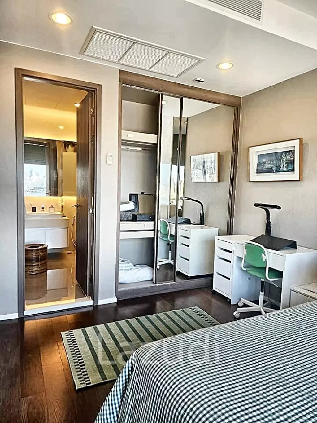 1Bed 1Bath 49 SQ.M Menam Residences Condominium
