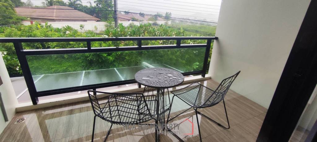 Two Story 2 Bed 2.5 Bath Modern Townhouse For Sale 5 Minutes from Bluport Mall