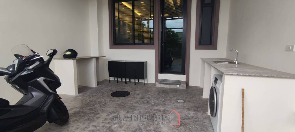 Two Story 2 Bed 2.5 Bath Modern Townhouse For Sale 5 Minutes from Bluport Mall