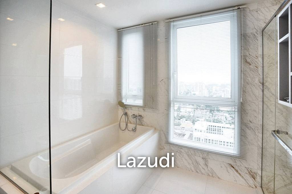2 Bedroom 2 Bathroom 100 SQ.M HQ Thong Lor